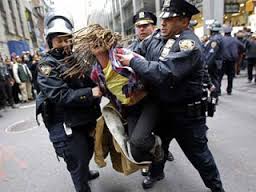 CUÁNTO HAS DE “PAGAR” POR AGREDIR A UN POLICÍA