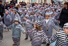 PADRES EN PRISIÓN, HIJOS DESAMPARADOS