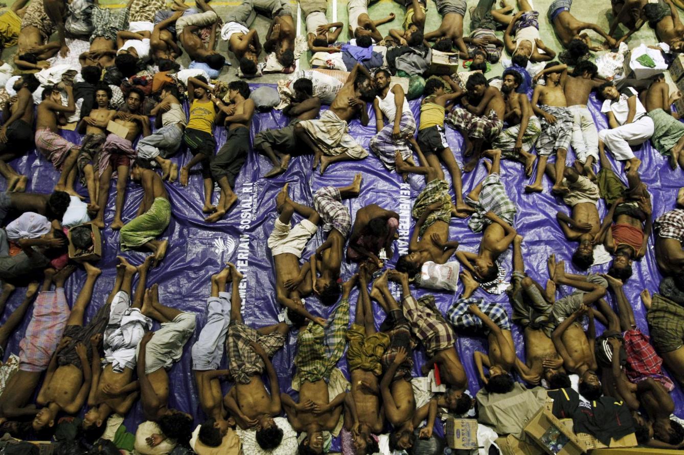 CAMPAMENTOS EUROPEOS DE INMIGRANTES: DESOLACIÓN; CAMPAMENTOS ASIÁTICOS DE INMIGRANTES: MUERTE Y TORTURA.